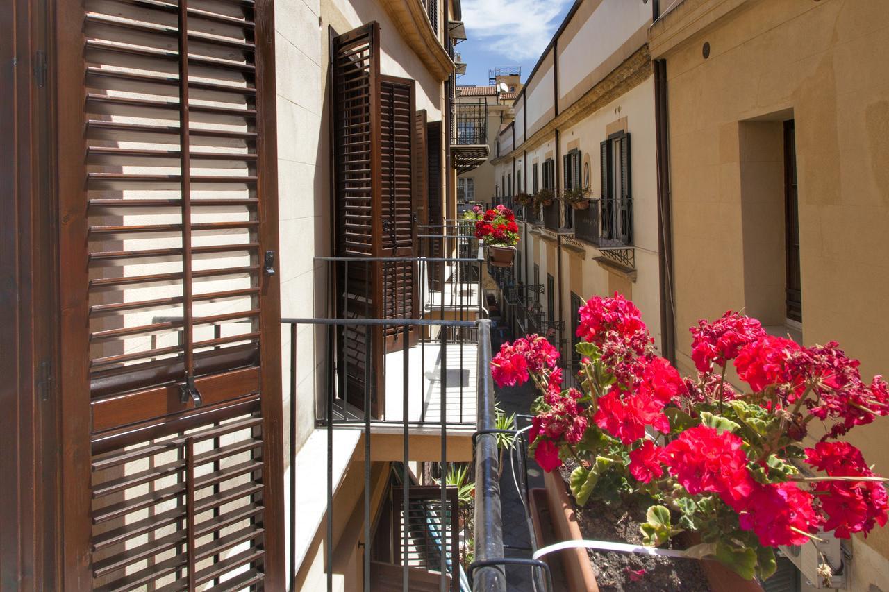 Apartment Domus Schiavuzzo Palermo Exterior photo